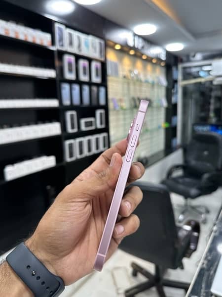 iPHONE 15 PLUS JV (PINK) 4