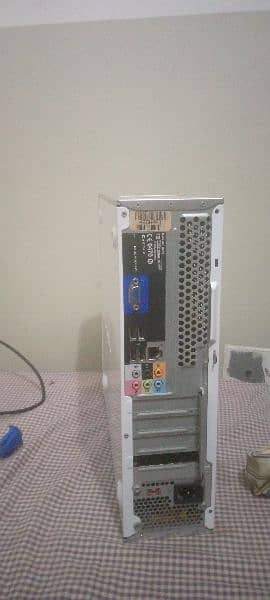 Dell core 2 due 2GB Ram 160 GB Hard disk 2