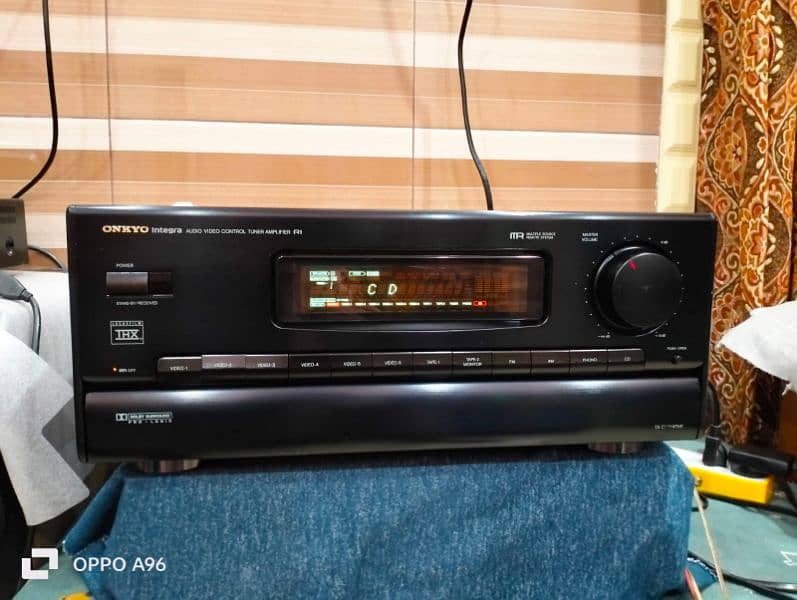 ONKYO Amplifier 9