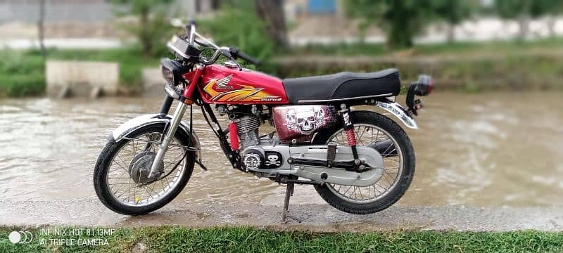 Honda 125  Mobile number 03159431977 4