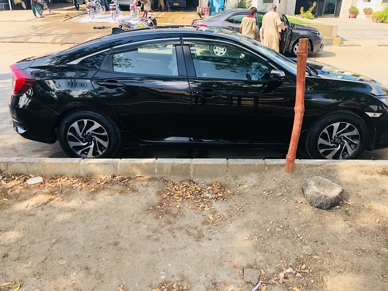 Honda Civic Oriel 2017 1