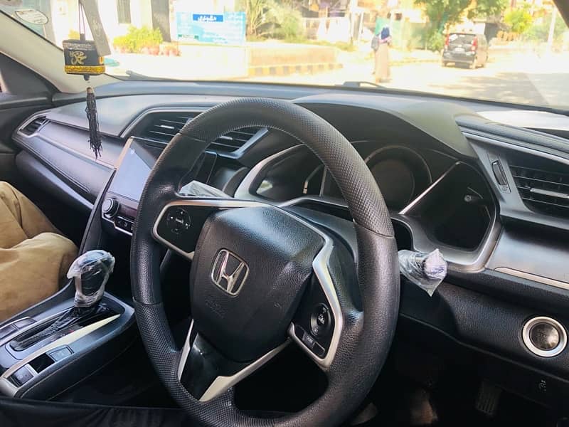 Honda Civic Oriel 2017 6