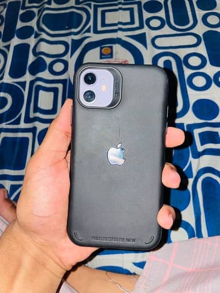 iPhone 11 256gb non pta with box for sale 0