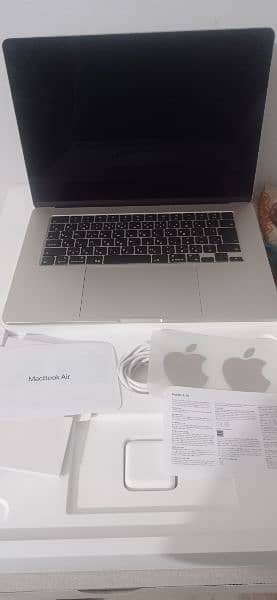 Mac book air apple  m2 1