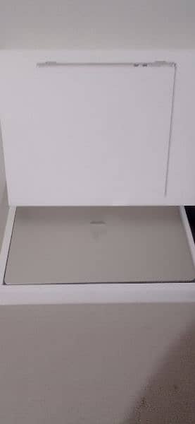 Mac book air apple  m2 3