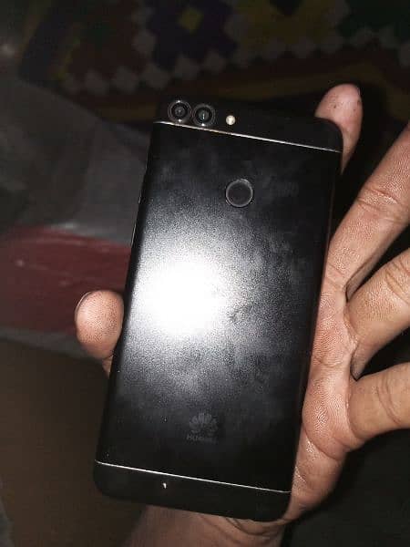 Huawei mobile condition 10 by 8 call 03104490643 exchange possible 1