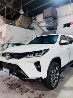 Toyota Fortuner Legender 2021