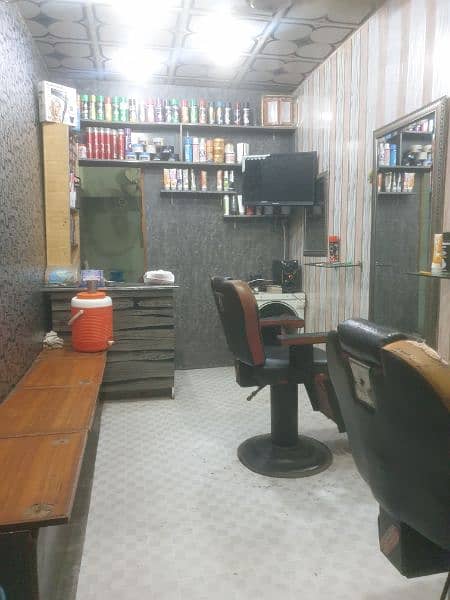 Beauty Saloon with full equipments 5