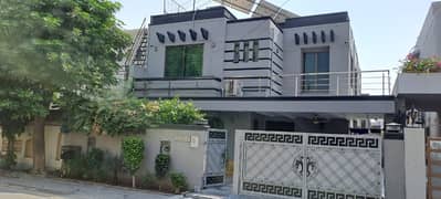 10 Marla Modern House For Sale Punjab Cooperative Housing