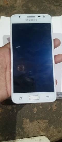 Samsung j5 2 16 sat or box glass par Bal ha Nazar b  nhi ata 0