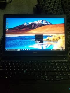 Dell Latitude 5580 i7-7820HQ ( 7th GEN )