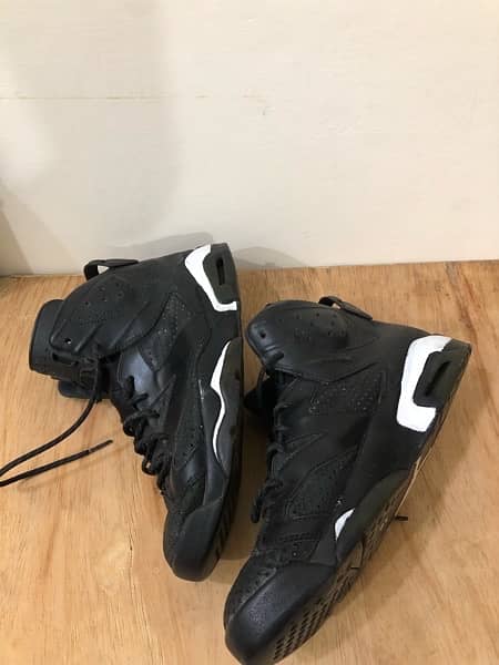 JORDAN 6 RETRO BLACK CAT 2