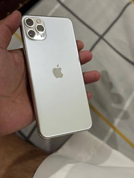 Iphone 11 Pro Max PTA Approved 64 GB| Extremely Good Condition 0