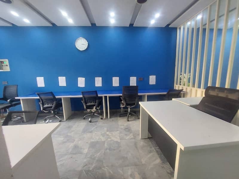 700 Sqft Furnished office for rent 7