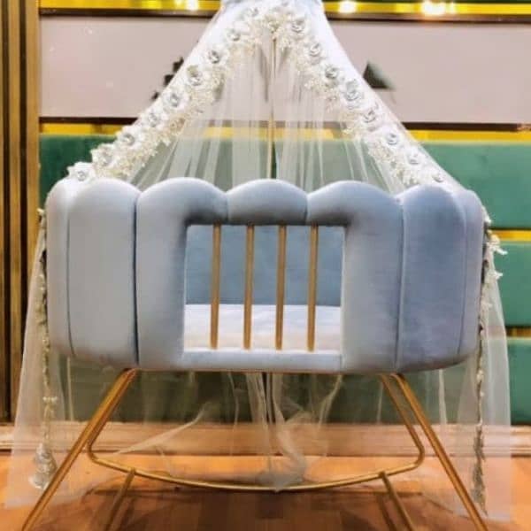 Bassinet/baby cot/ baby bed/ Kids Cot/ Kids/ Baby 3