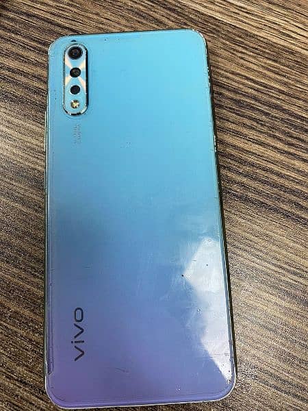 vivo s1 8/256 3