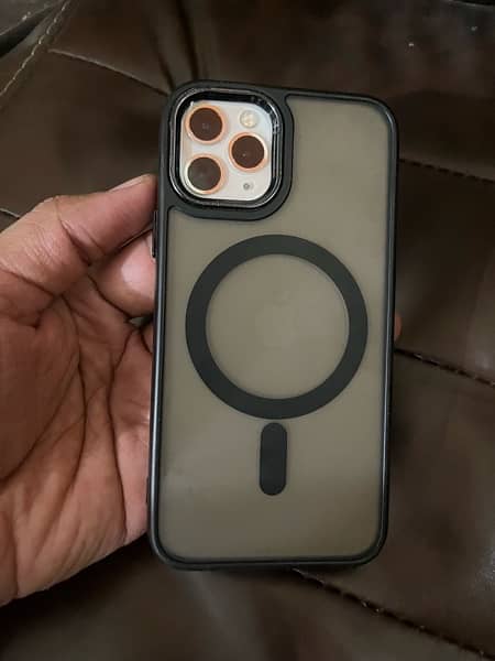 FIXED PRICE - iPhone 11 pro 256gb factory unlocked (sealed) 0