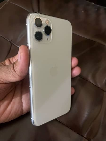 FIXED PRICE - iPhone 11 pro 256gb factory unlocked (sealed) 1