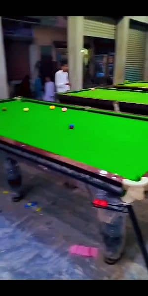 2 snooker hai 5 10 size ki 2