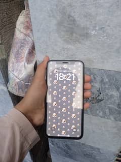 iPhone xs jv 64gb  what's app number 03148746896 0