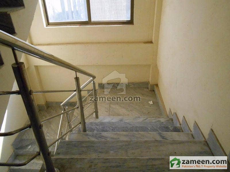 6.5 Marla 5 Storey Plaza For Sale 10