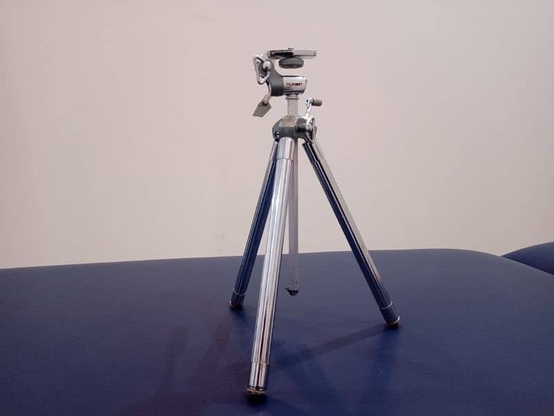 Gold Crest Imported Camera Stand 6