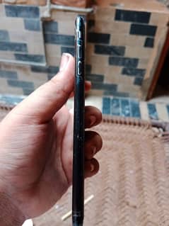 Iphone 7 plus 256gb jet black with box non pta