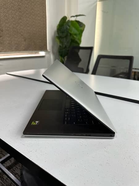 Dell Xps 15 7590 3