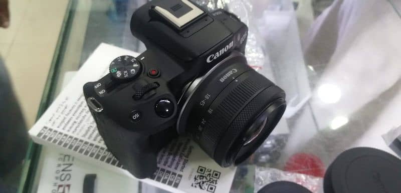 Canon EOS R50 mirrorless new camera 2024 4