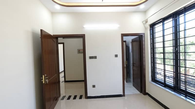 House For Sale In G-15/1 12