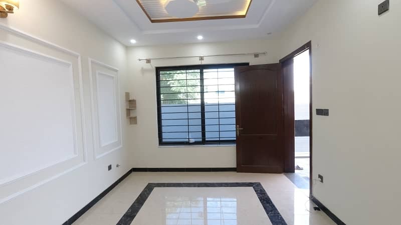 House For Sale In G-15/1 35