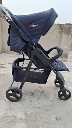 baby stroller (pram)