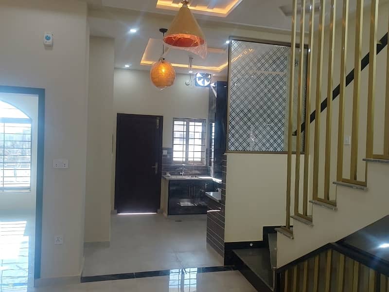 Beautifull 25*50 5 Marla House Available For Sale in Faisal Town Block C 2