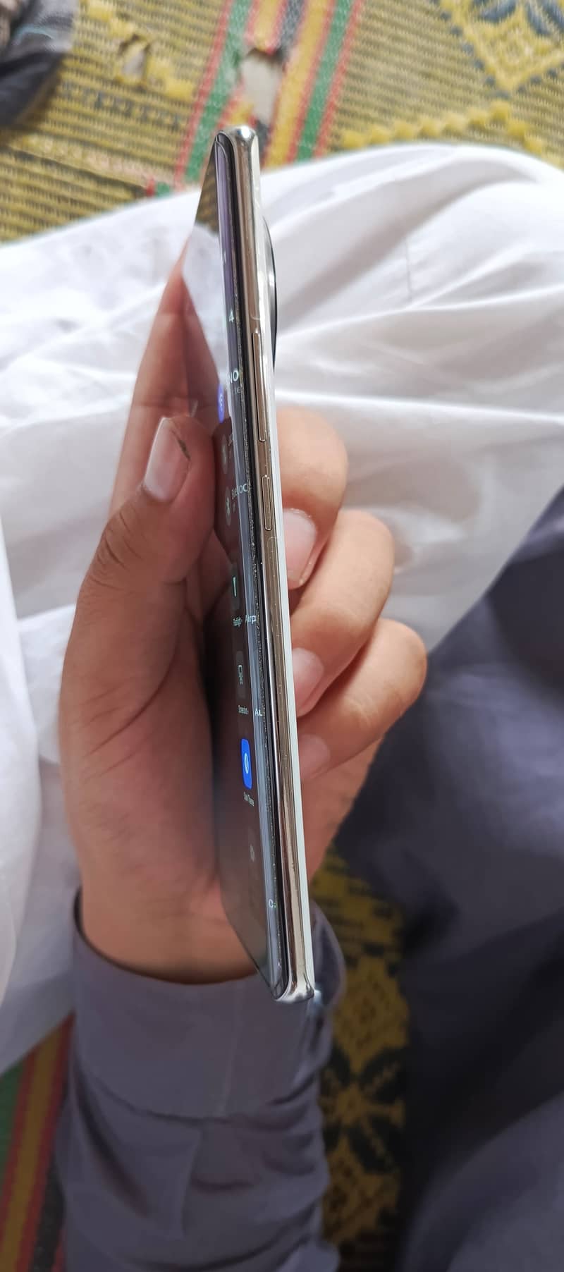 Tecno spark 20 pro plus 4