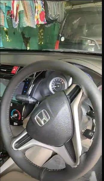 Honda City Aspire Prosmatec 1.5 i-VTEC 2015 4