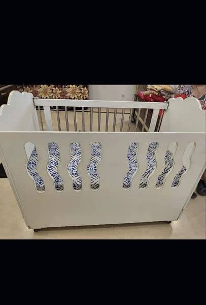 baby cot , baby bed , cot , carry cot 1