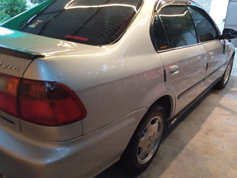 Honda Civic VTi 1998 3