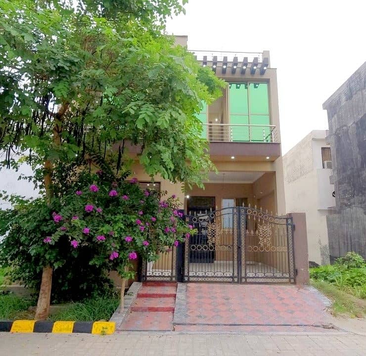 Prime Location House For sale In Rs. 22000000 0