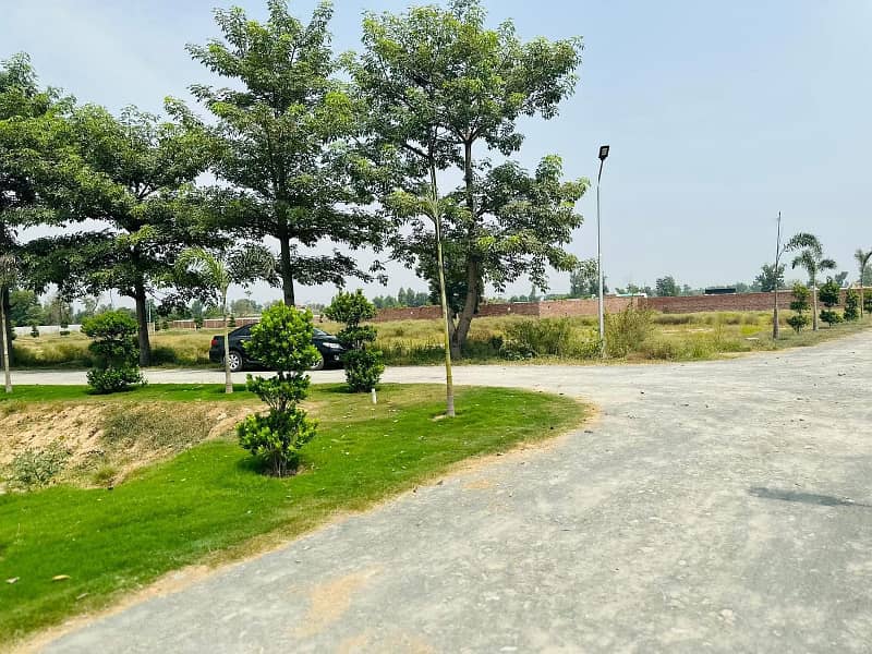 2 Kanal Corner Farm House Plot On Easy Installment, Orchards Green Bedian Road Lahore. 9