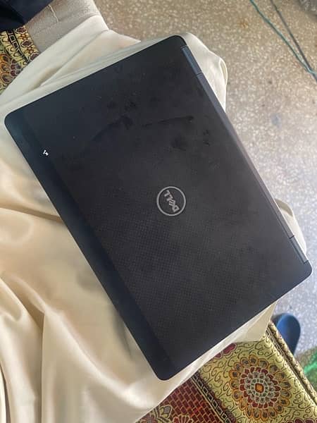 Dell Latitude E7250 1