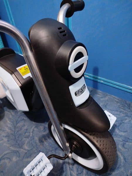 Tricycle (moving out sale) urgent 8