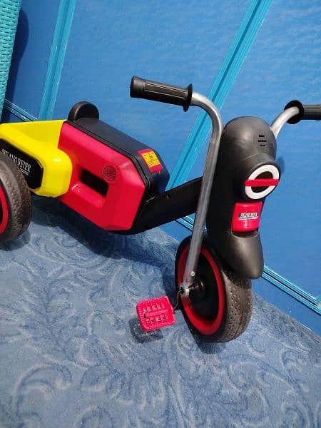 Tricycle (moving out sale) urgent 13