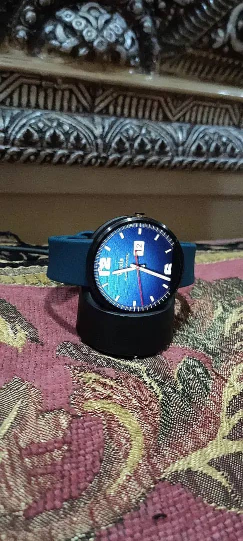 Motorola Moto 360 Smart Android Watch 0