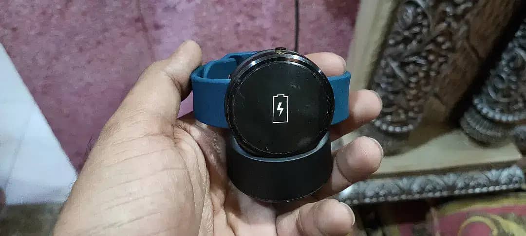 Motorola Moto 360 Smart Android Watch 7