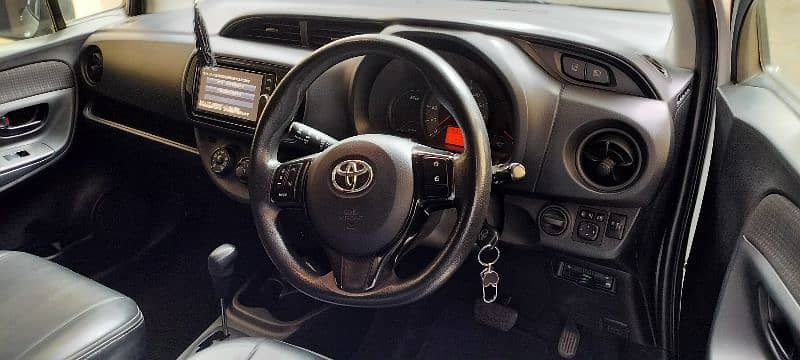 Toyota Vitz 2017 6