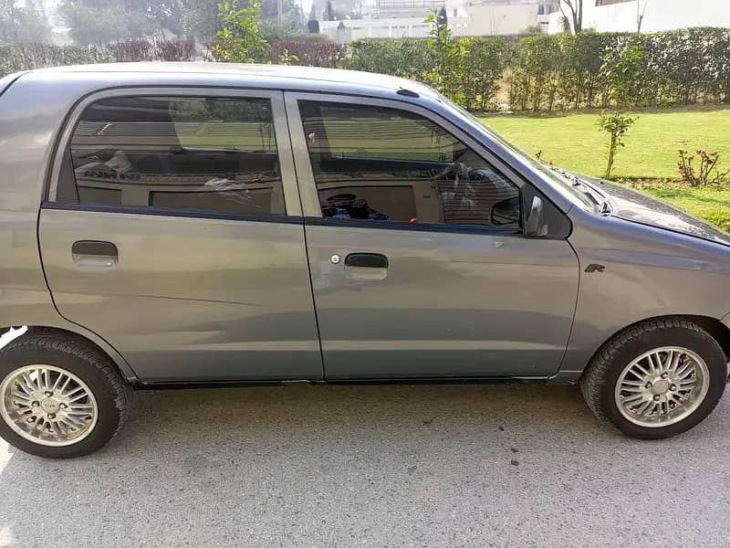 Suzuki Alto 2011 3