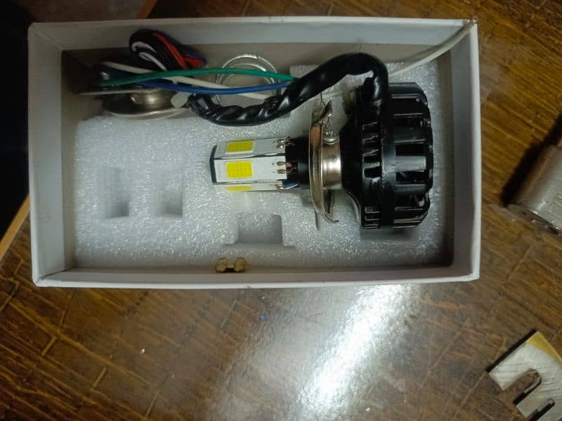 i am selling suzuki 150 indicator r battery 8