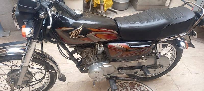 Honda 125cc 10/10 Bic 5