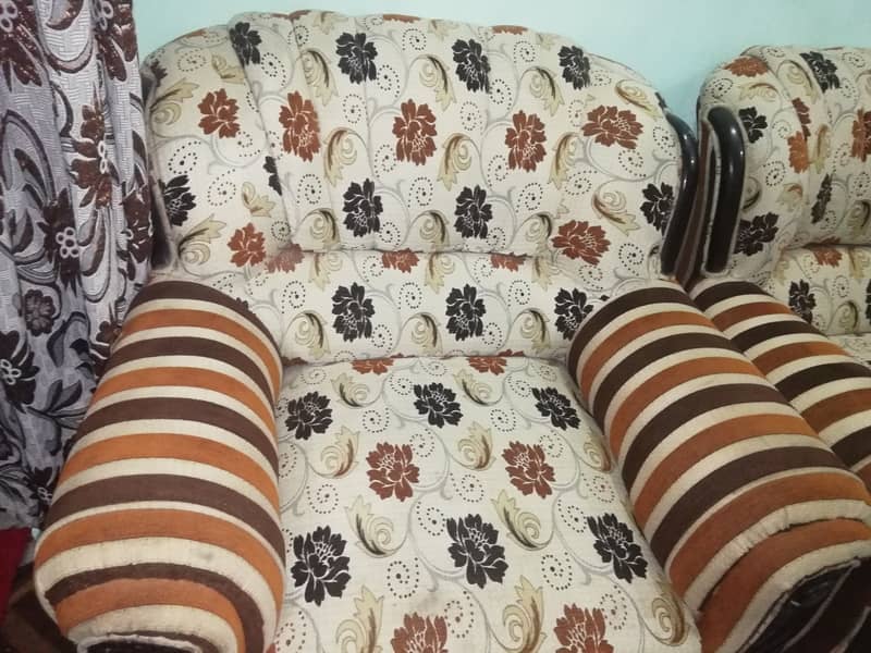 Sofa set 5 seater 2