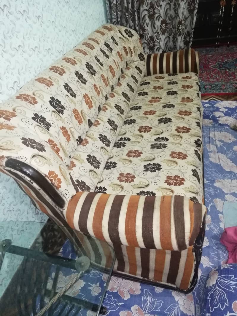 Sofa set 5 seater 3